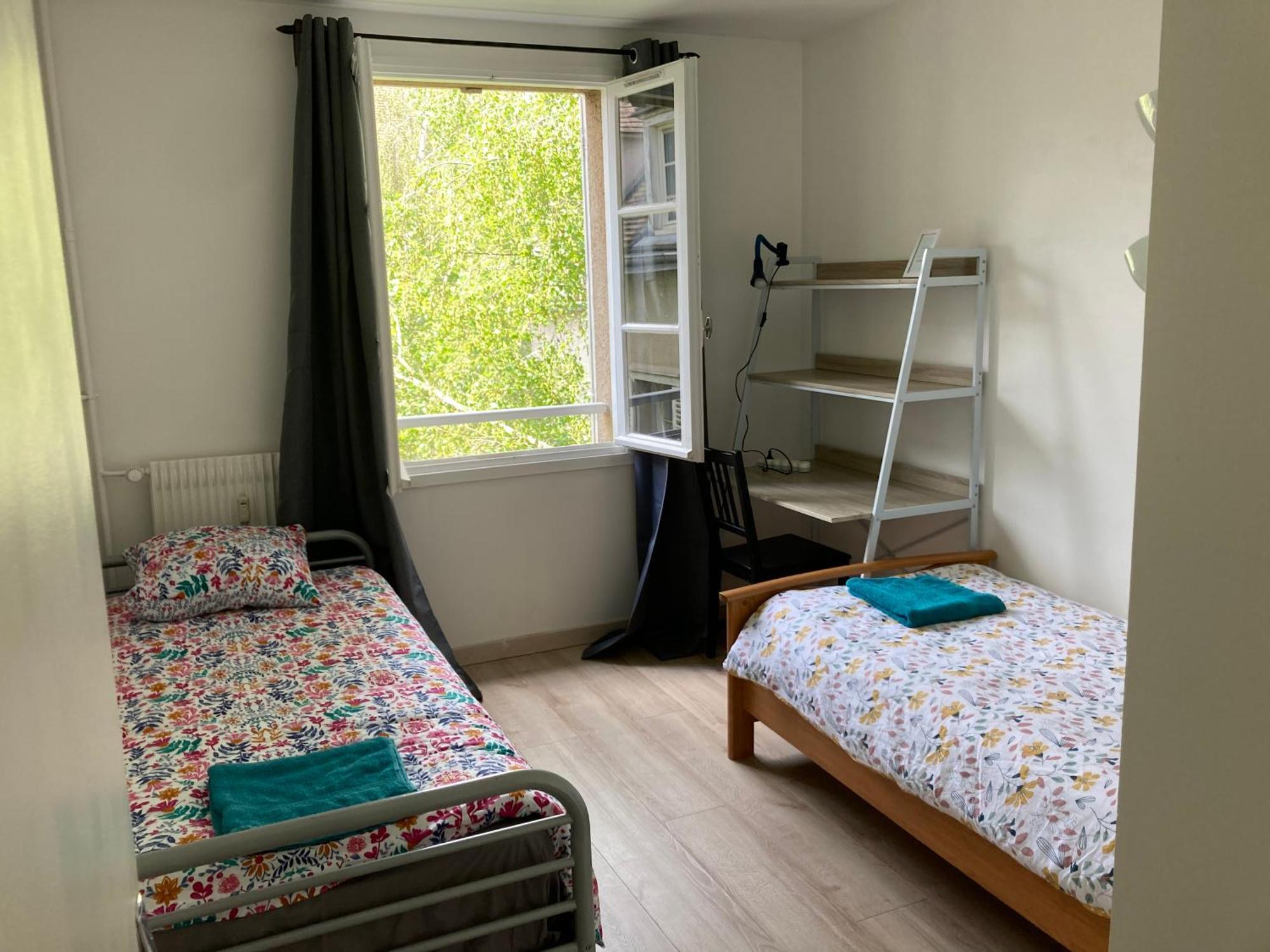 T3 De 55m2 Au Centre De Avec Parking Appartement *